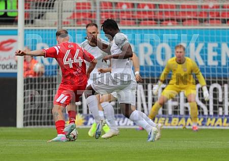 1.Spieltag Hallescher FC - BFC Dynamo,