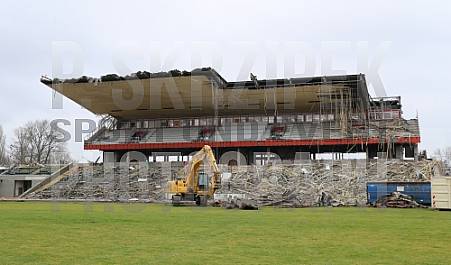 Friedrich-Ludwig-Jahn-Sportpark Abriss