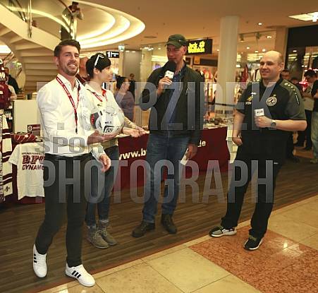 Autogrammstunde in den Schönhauser Allee Arcaden