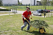 Subbotnik im Sportforum Berlin Stadion , Arbeitseinsatz