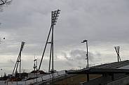 Sprengung der Flutlichtmast im Friedrich Ludwig Jahn Sportpark