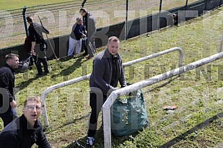 Subbotnik im Sportforum Berlin Stadion , Arbeitseinsatz