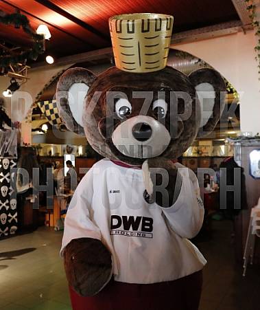 Hofbräu Berlin der große Halloween-Kinderbrunch , Straßenkinder e.V. ,