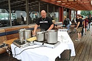 Arbeitseinsatz im Sportforum Berlin im Stadion