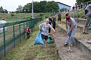 Arbeitseinsatz im Sportforum Berlin im Stadion