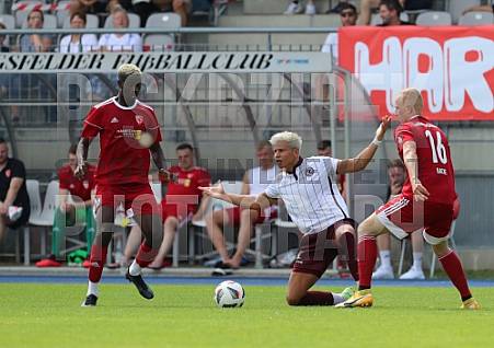 Testspiel Ludwigsfelder FC - BFC Dynamo