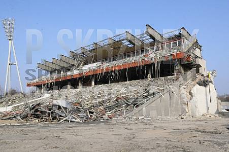 Friedrich-Ludwig-Jahn-Sportpark Abriss