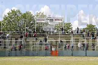 Subbotnik im Sportforum Berlin Stadion , Arbeitseinsatz