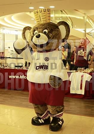 Autogrammstunde in den Schönhauser Allee Arcaden