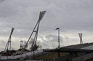 Sprengung der Flutlichtmast im Friedrich Ludwig Jahn Sportpark