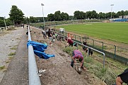 Arbeitseinsatz im Sportforum Berlin im Stadion