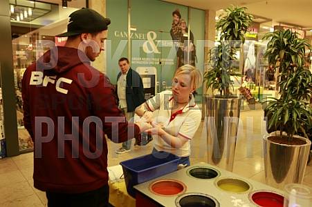 Autogrammstunde in den Schönhauser Allee Arcaden