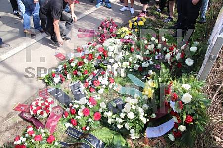 29.Spieltag BSG Chemie Leipzig - BFC Dynamo , Mike Polley Trauermarsch