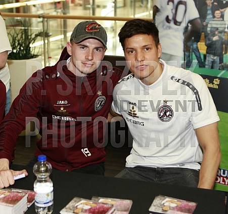Autogrammstunde in den Schönhauser Allee Arcaden