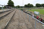 Arbeitseinsatz im Sportforum Berlin im Stadion