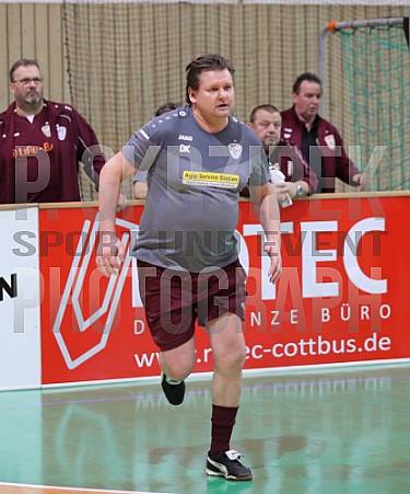 8.Bretter-Knaller Turnier der Traditionsmannschaften 8.Bretter-Knaller Turnier der Traditionsmannschaften