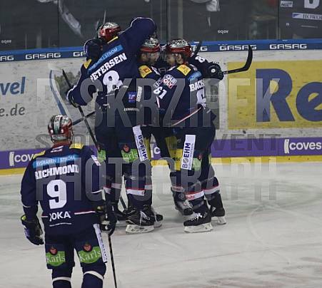 VF3 Eisbären Berlin - Grizzlys Wolfsburg