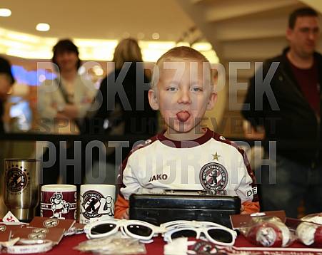 Autogrammstunde in den Schönhauser Allee Arcaden