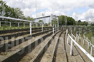 Subbotnik im Sportforum Berlin Stadion , Arbeitseinsatz