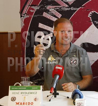 Pressekonferenz im Maredo am Hackischen Markt BFC Dynamo - 1.FC Köln ,1.Runde DFB Pokal