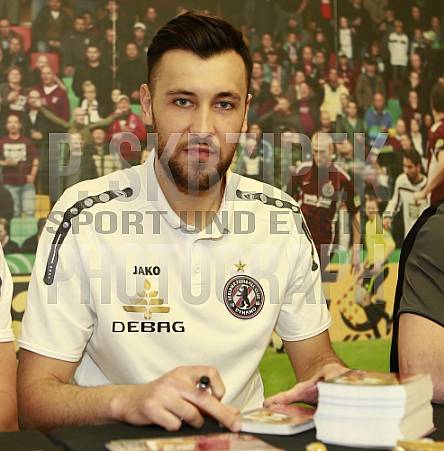 Autogrammstunde in den Schönhauser Allee Arcaden