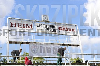 Subbotnik im Sportforum Berlin Stadion , Arbeitseinsatz